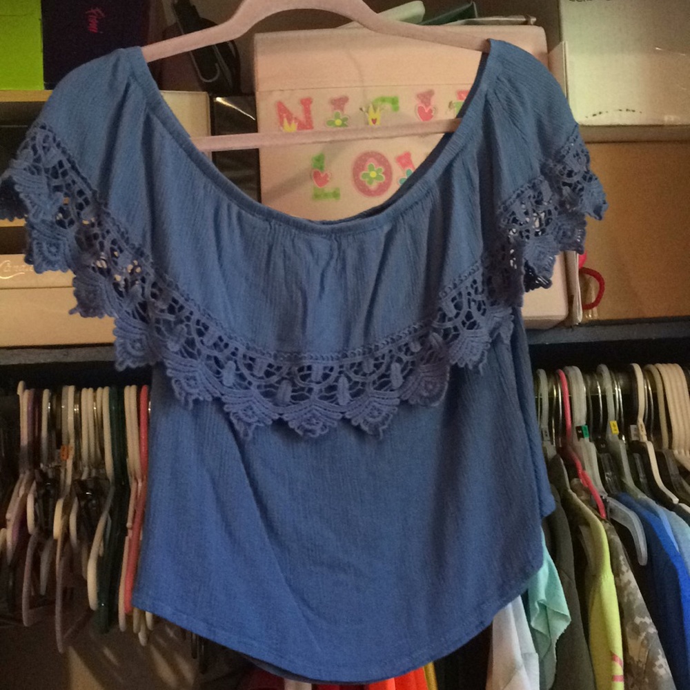 Blue blouse - Picture 2 of 3